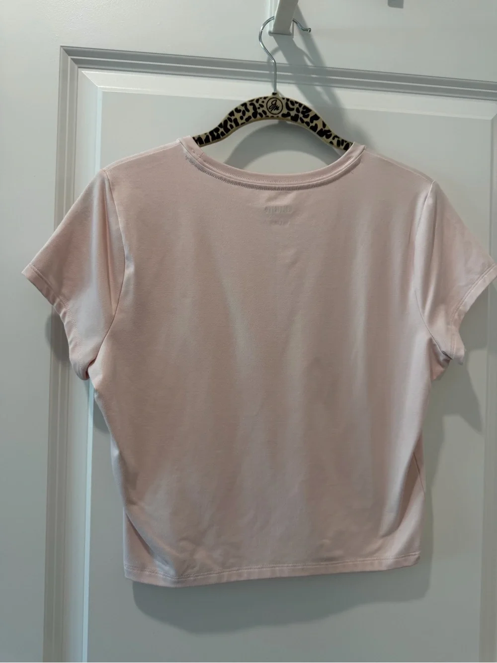 Hollister Soft Light Pink Short Sleeve cropped Crew Tee